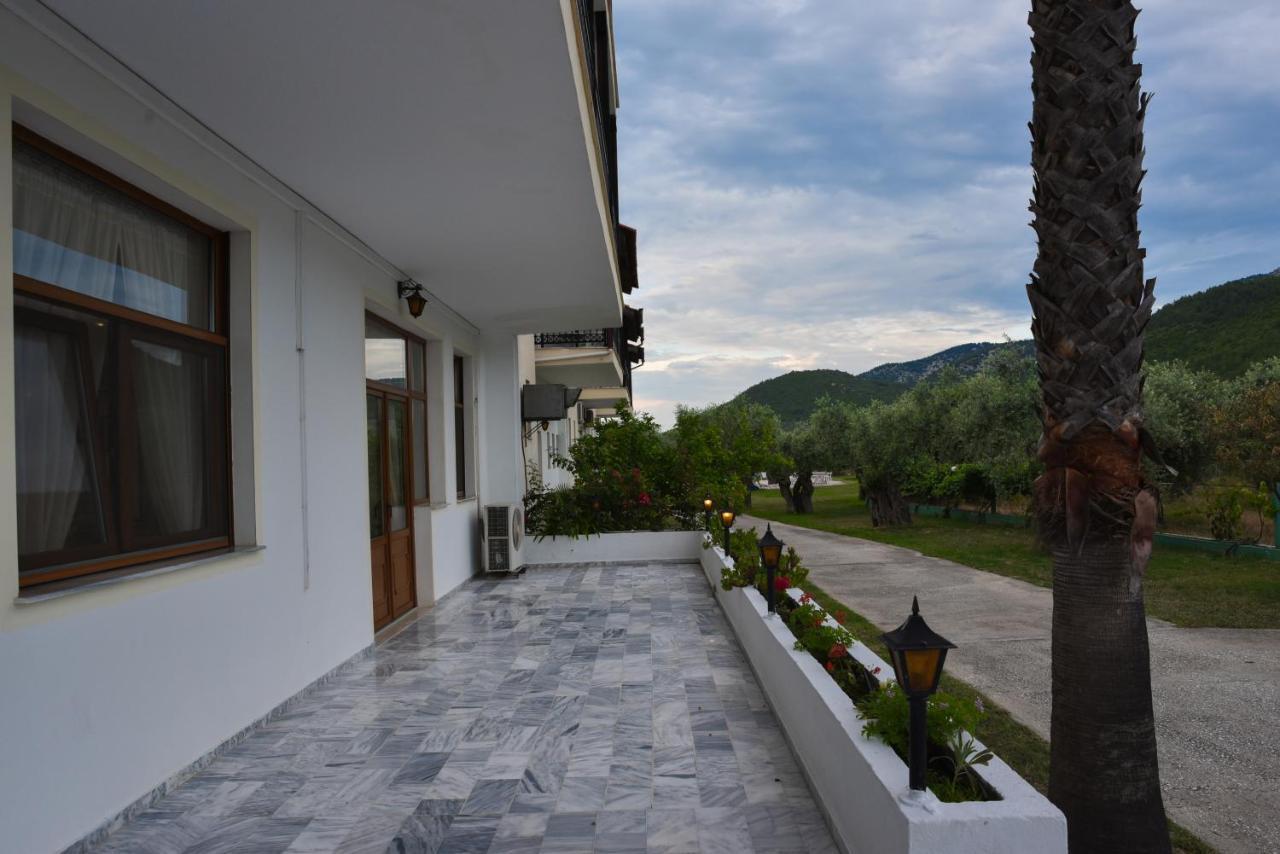 Hotel Coral Skala Rachoni  Exterior photo
