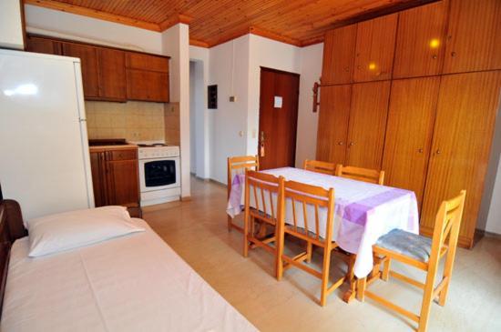Hotel Coral Skala Rachoni  Exterior photo