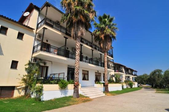 Hotel Coral Skala Rachoni  Exterior photo